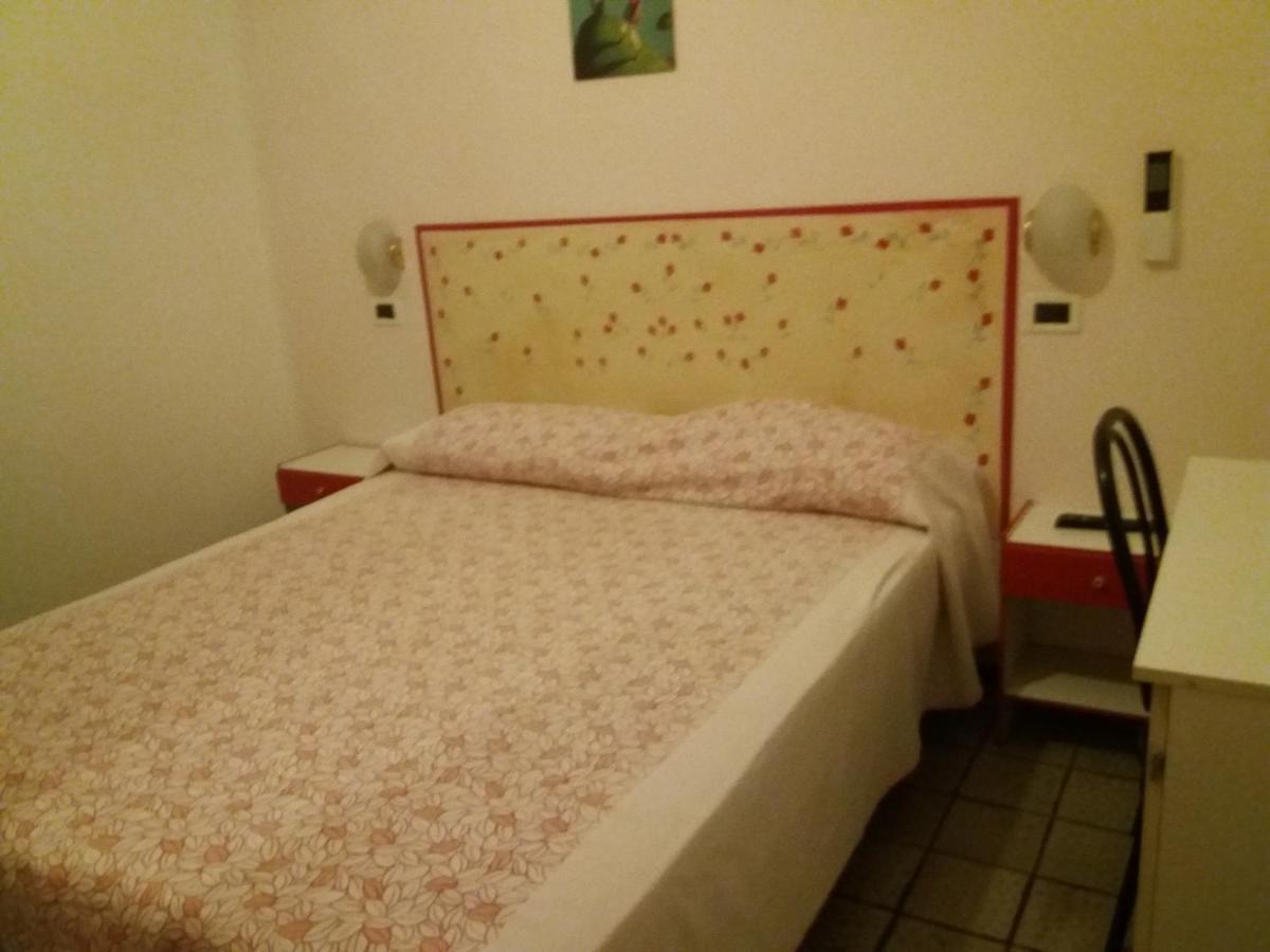 Hotel Fatima Rimini Eksteriør bilde